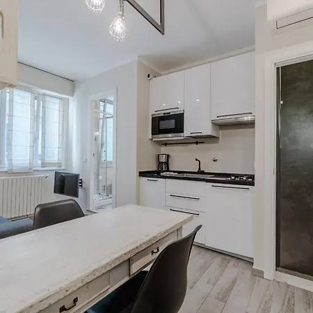 Guesthost - Cozy Flat Near Porta Nuova * 都灵